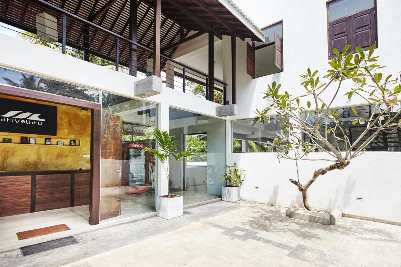 Drivethru Hostel Polhena Exterior foto